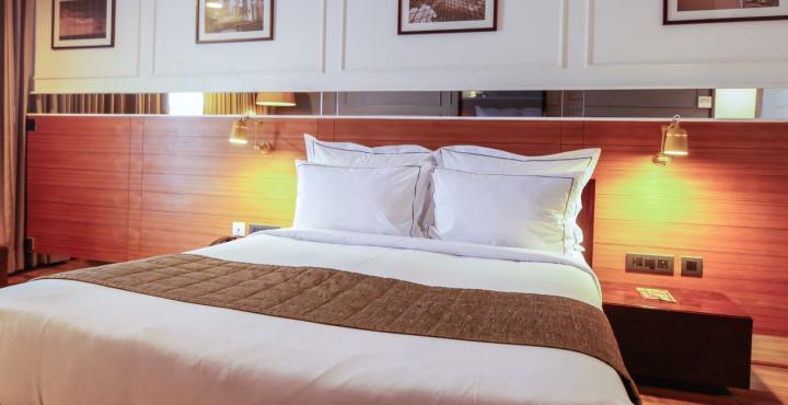 Escape Hotel & Spa Bangalore Exteriör bild