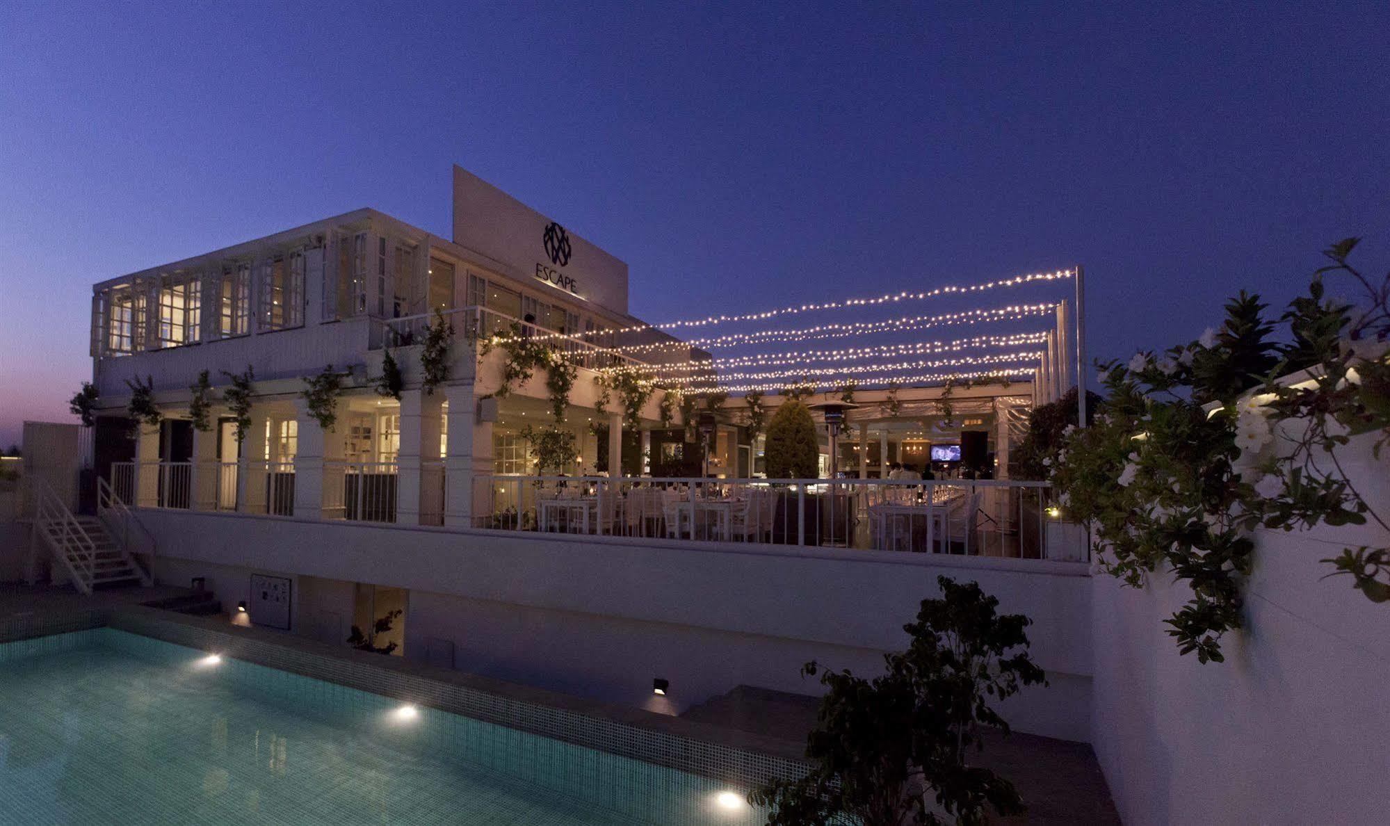 Escape Hotel & Spa Bangalore Exteriör bild