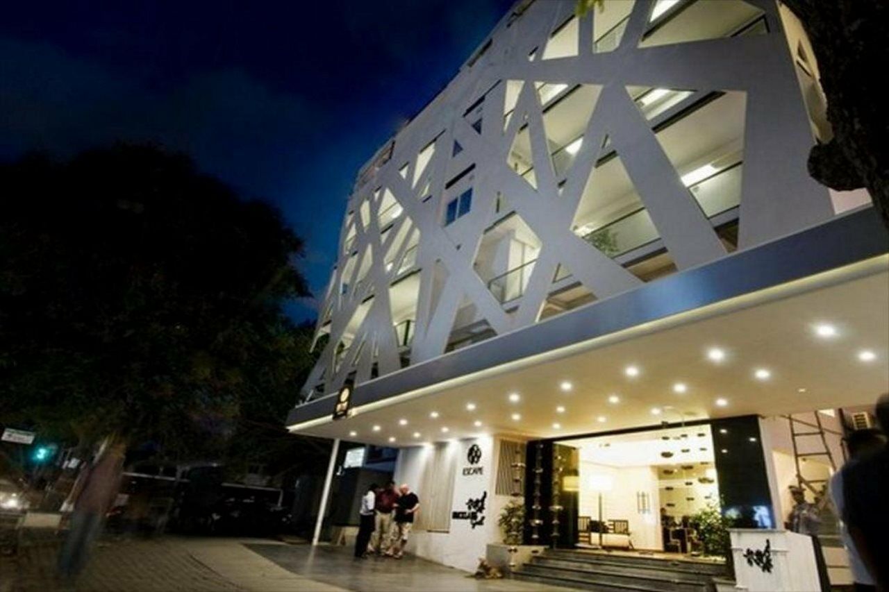 Escape Hotel & Spa Bangalore Exteriör bild